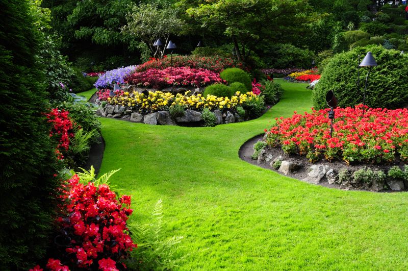 Flower Bed Mulching
