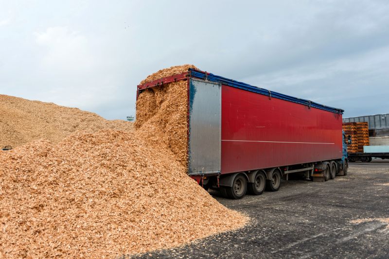 Wood Chips Spreading