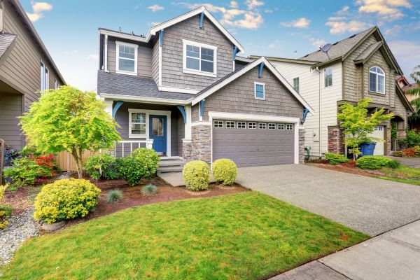 Curb Appeal Landscaping in Draper