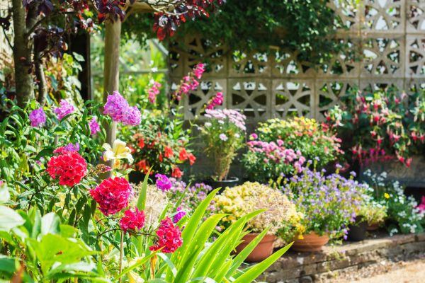 Spring Garden Maintenance in Draper