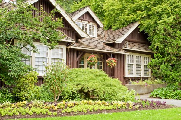 Log Home Landscaping in Draper